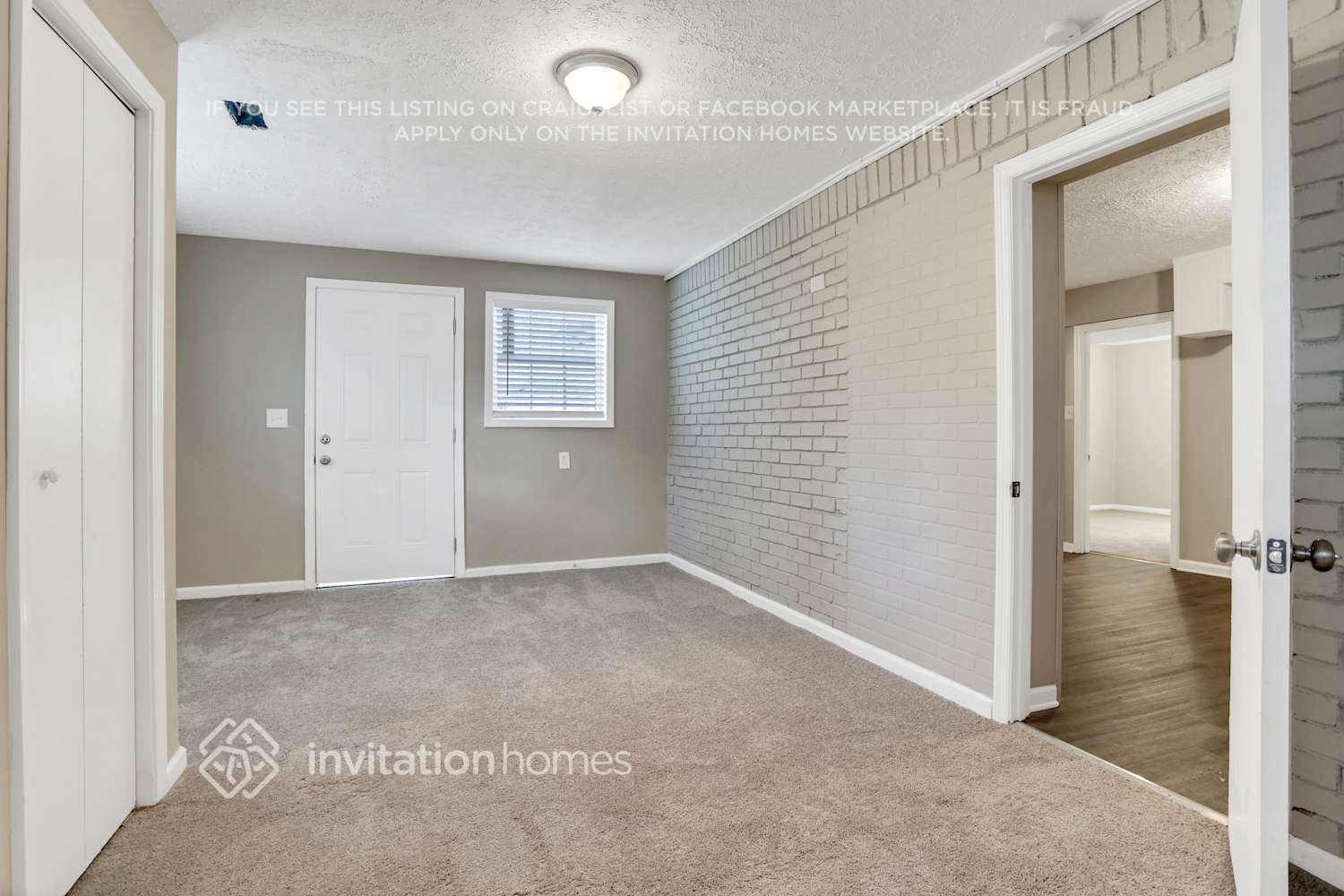 Building Photo - 3410 Ravenswood Dr SW