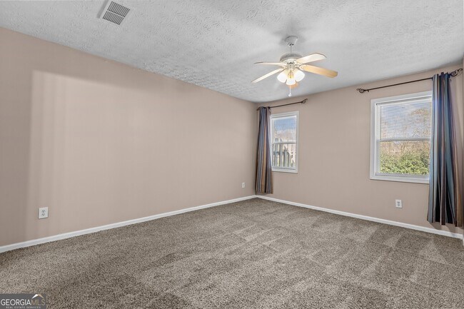 Building Photo - 236 Mateo Walk