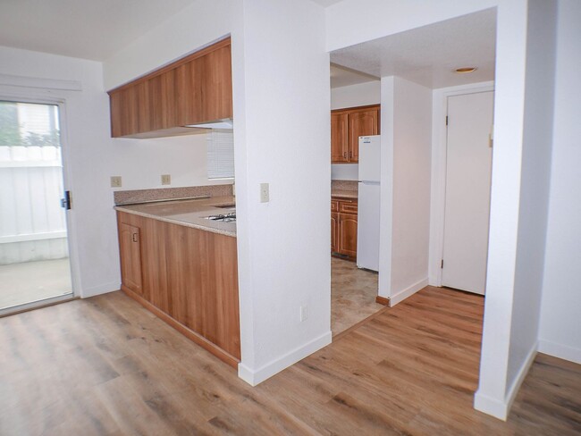 Building Photo - OPEN HOUSE, SAT., MAY 3rd from 12 - 12:30 ...