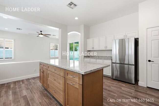 Building Photo - 5080 S McClelland Dr