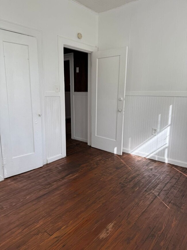 Building Photo - 2210 18th St