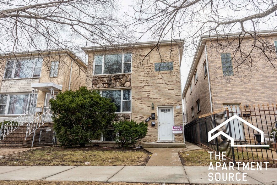 Building Photo - 6323 W Fullerton Ave