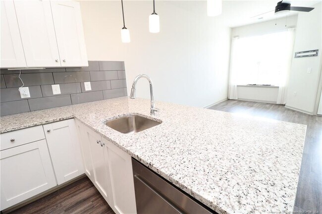 Building Photo - 2402 Gathering Sq Ct