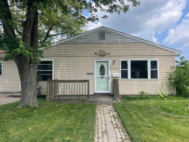 Primary Photo - 3BD Home In Highland, IN