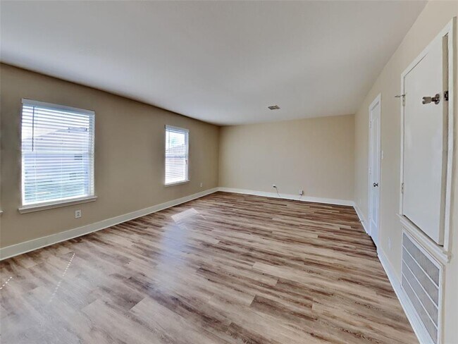 Building Photo - 20907 Baronsledge Ln