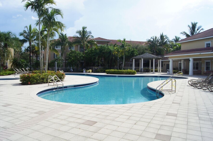 Building Photo - 6530 Emerald Dunes Dr