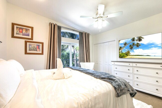 Building Photo - 247 S Ocean Blvd