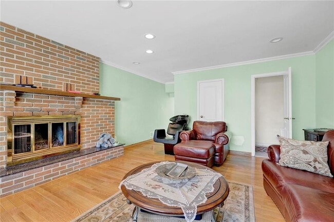 Building Photo - 24 Purdue Ct