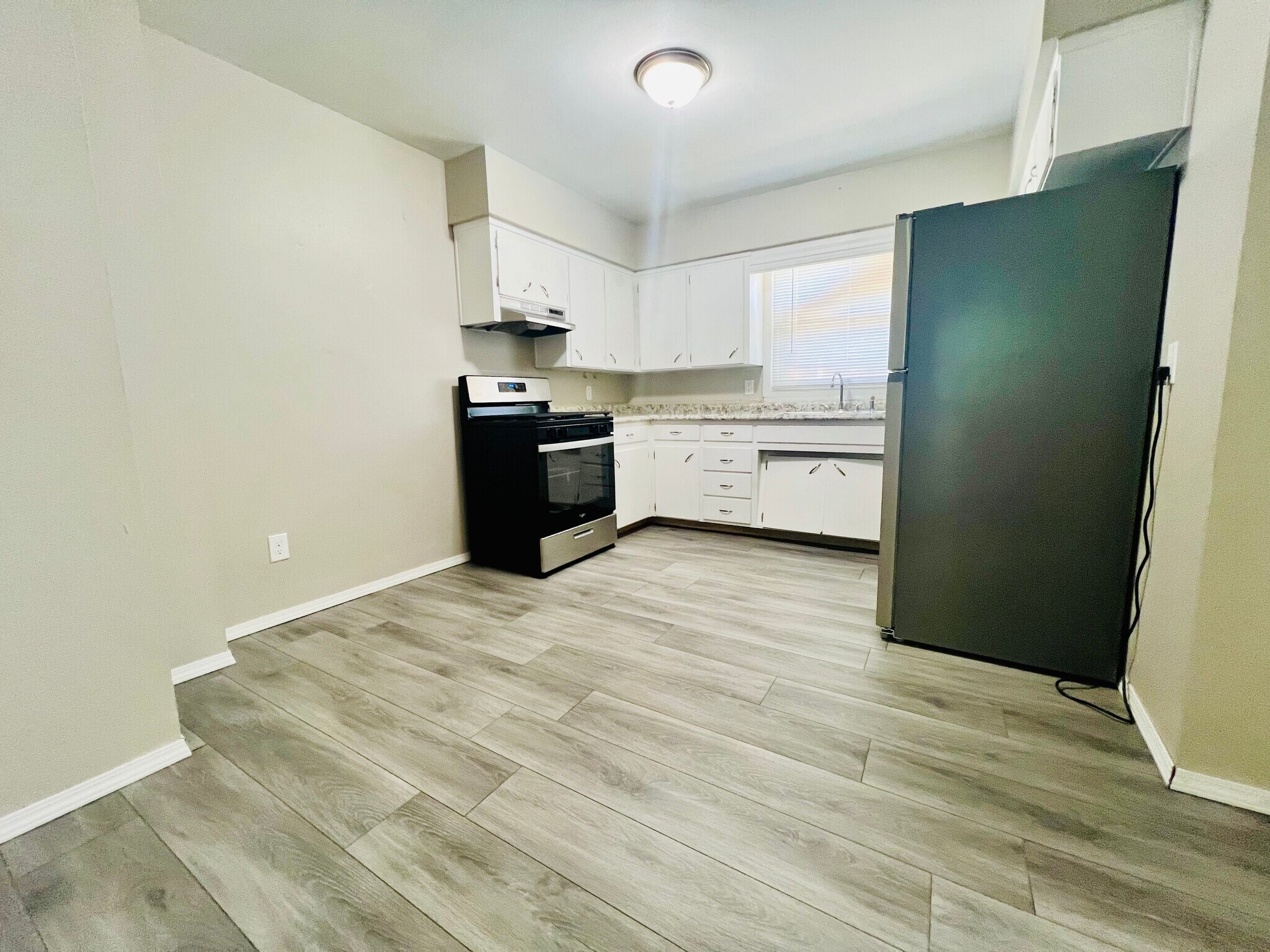 Kitchen - 238 Palmer Dr