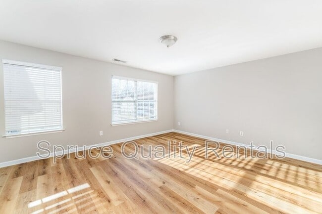 Building Photo - 164 Solstice Dr