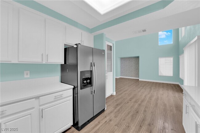 Building Photo - 10210 Maltese Cross Ct