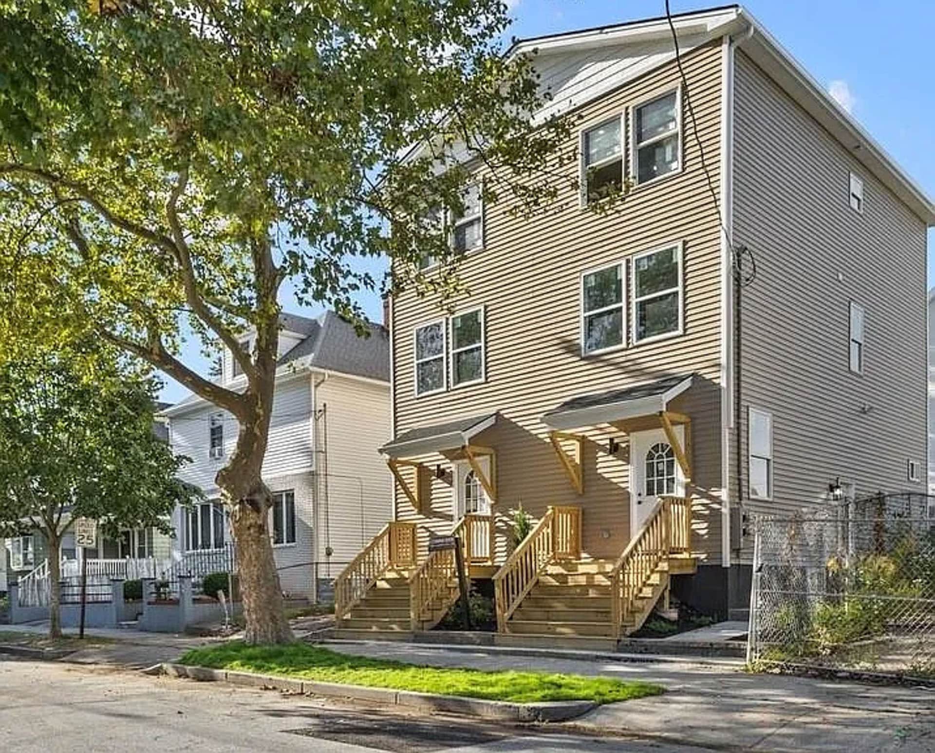 Building Photo - 265 California Ave