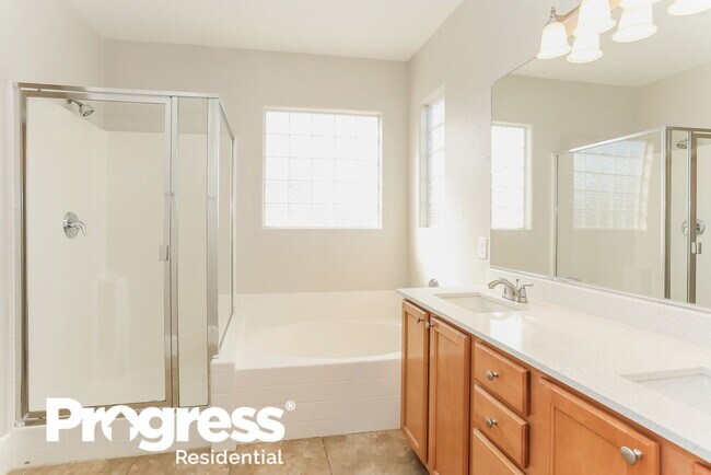 Building Photo - 8913 Trickling Springs Ct