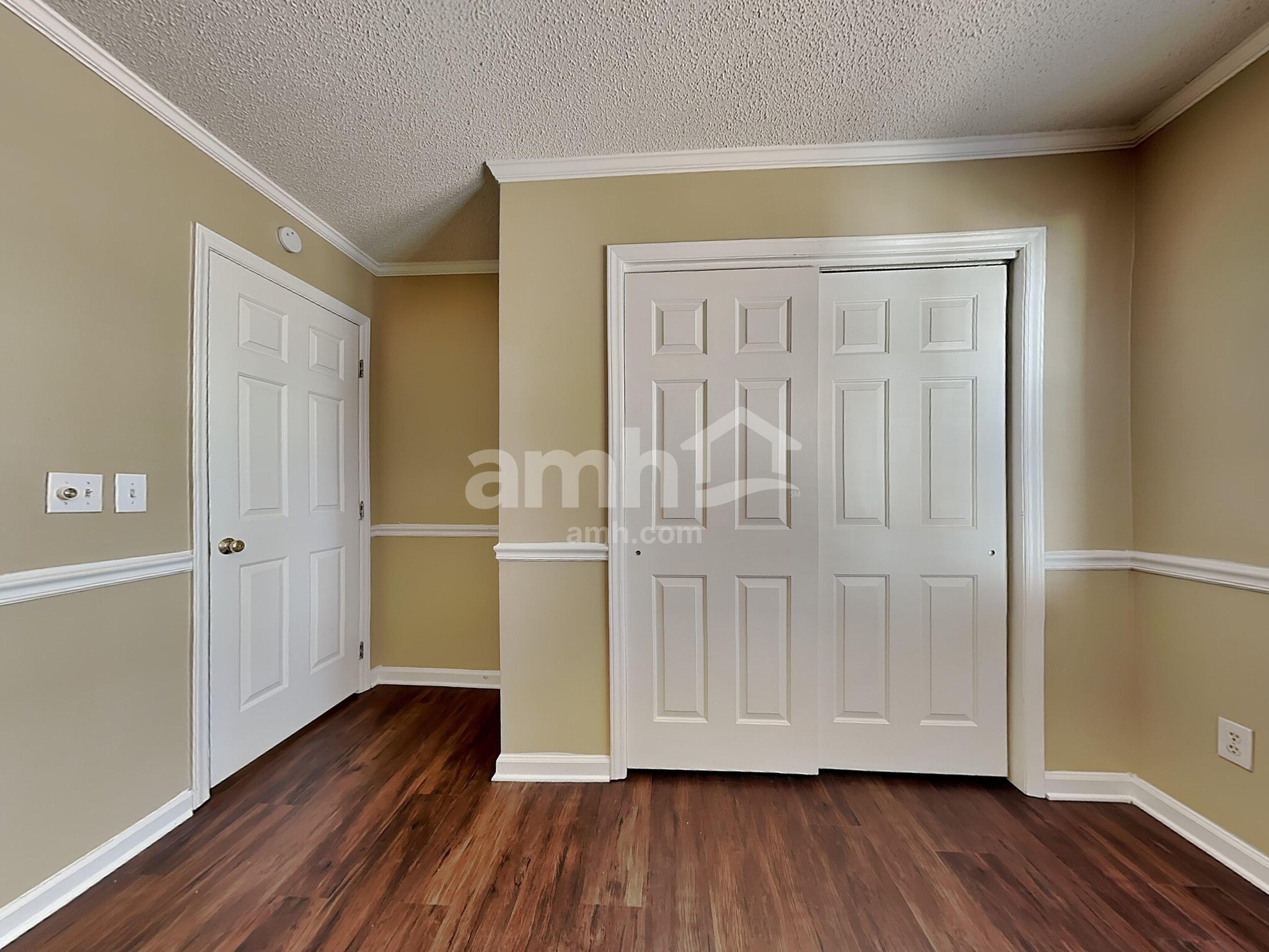 Building Photo - 505 Westminster Dr