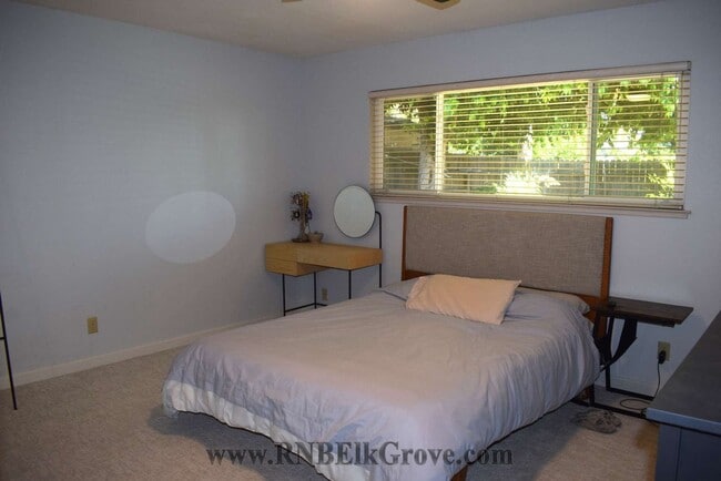 Building Photo - 9006 El Patio Ct