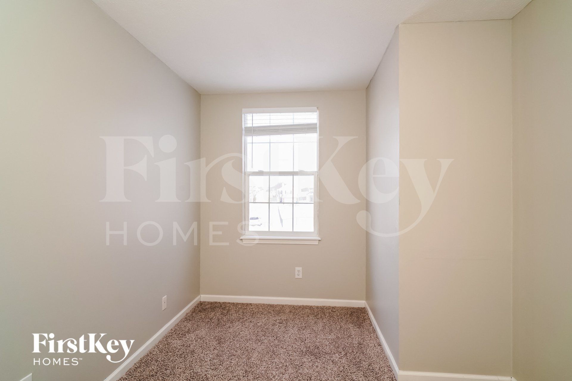 Building Photo - 7234 Parklake Cir