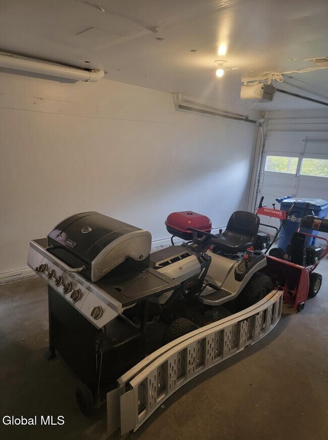 Building Photo - 15 Prospect Terrace