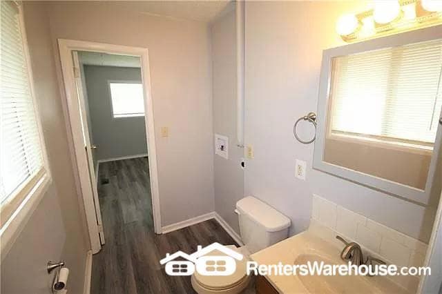 Building Photo - 9307 Stark Ave