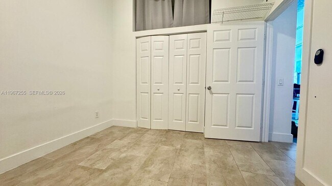 Building Photo - 3029 NE 188th St