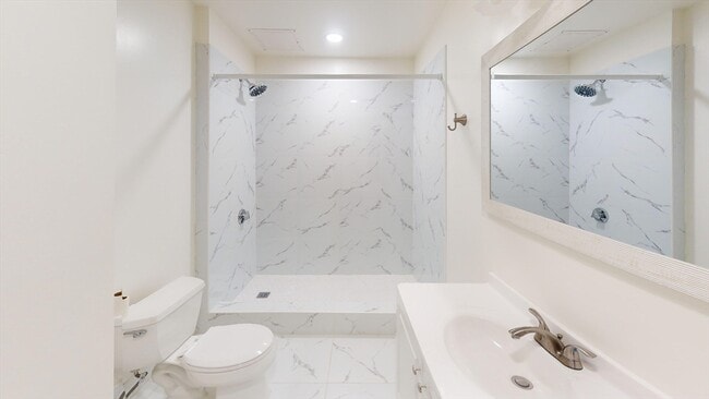 Building Photo - 45 Henry Ave