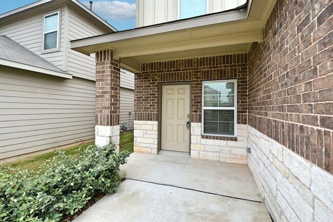 Building Photo - 2934 Wolfcreek