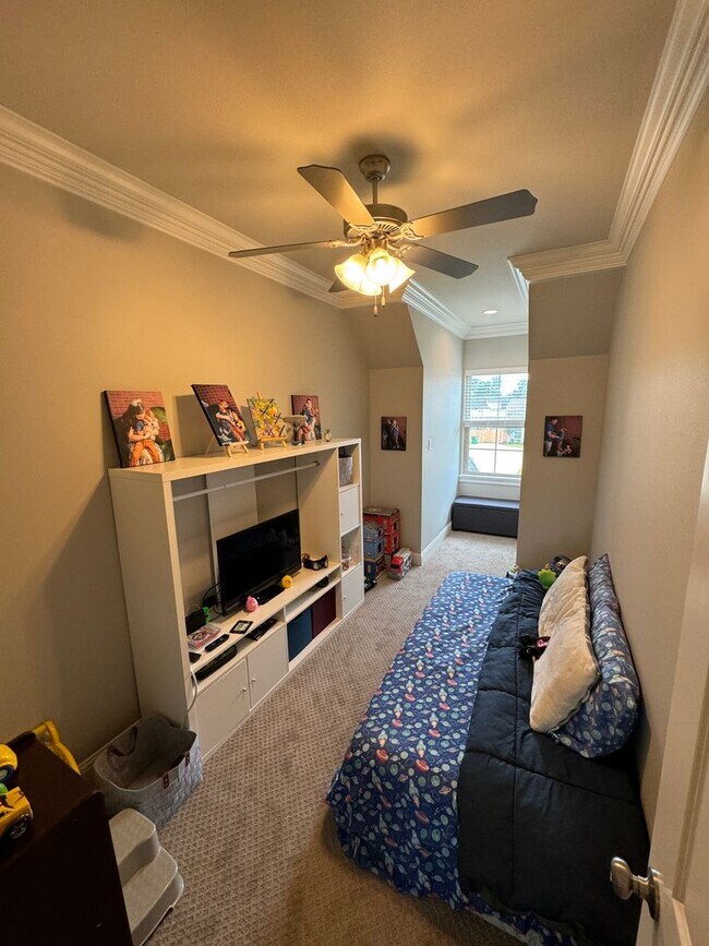 Building Photo - 629 Dumaine Dr