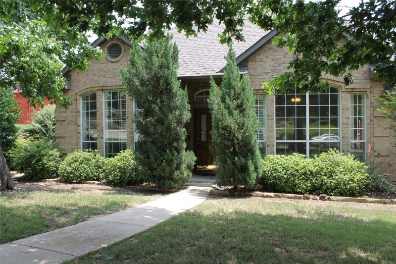 Building Photo - 9702 Valley Lake Ct