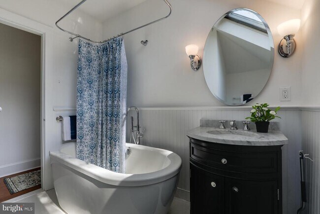 Building Photo - 30 Vandeventer Ave