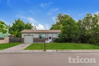 Building Photo - 1075 Keith Dr