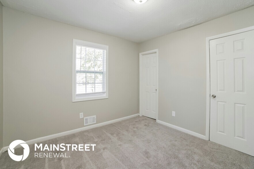 Building Photo - 8339 Reinosa Way