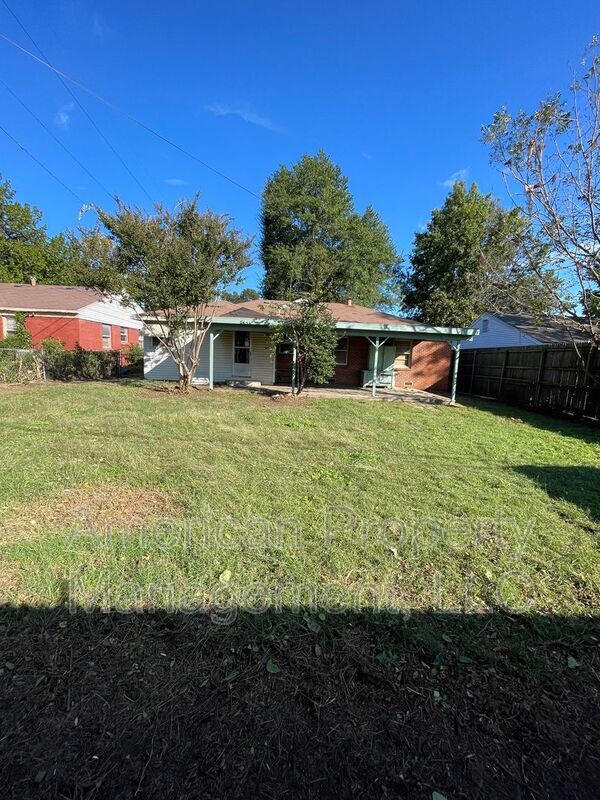 Building Photo - 2644 S Winston Ave