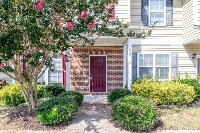 Building Photo - 8321 Glenwood Springs Ct