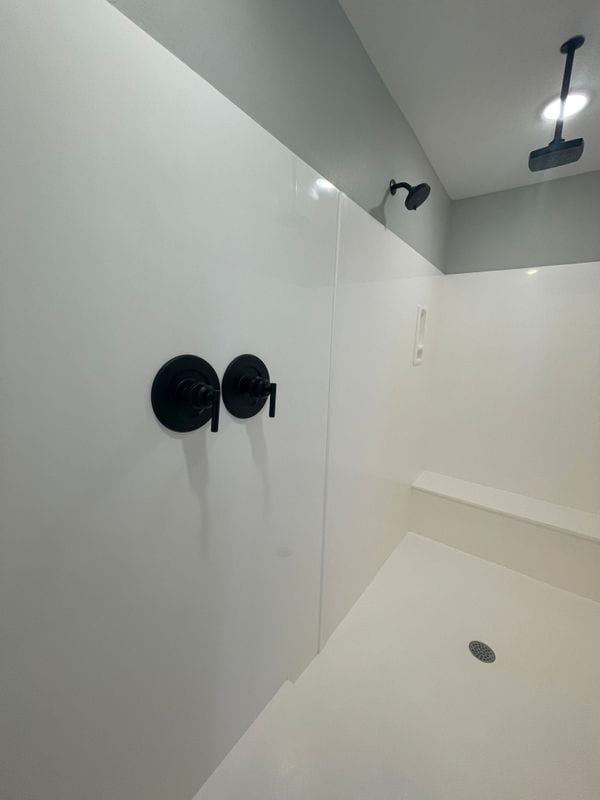 Building Photo - 20880 W Thomas Rd