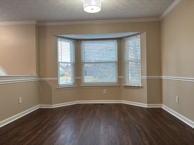 Building Photo - 3410 Camens Ct NE