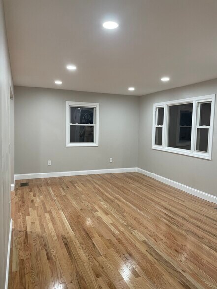 Building Photo - 46 Cedar Hill Rd
