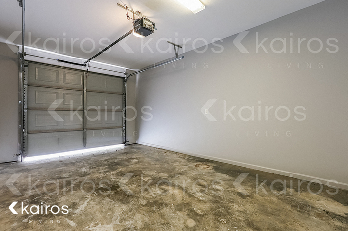 Building Photo - 1806 Wilson Rd