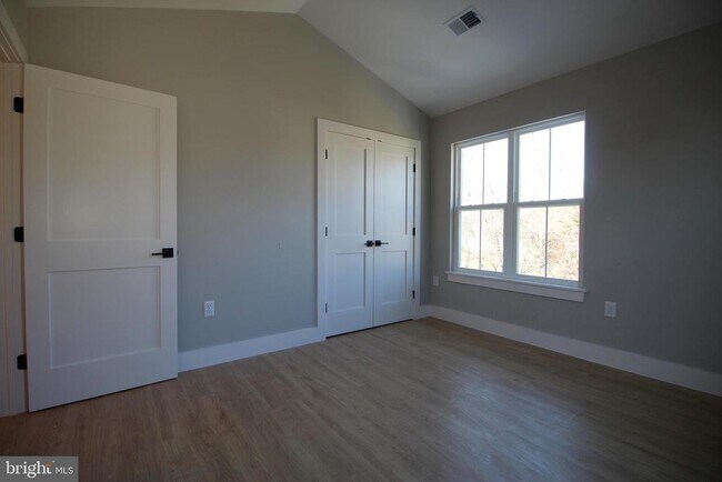 Building Photo - 224 Mill Race Dr