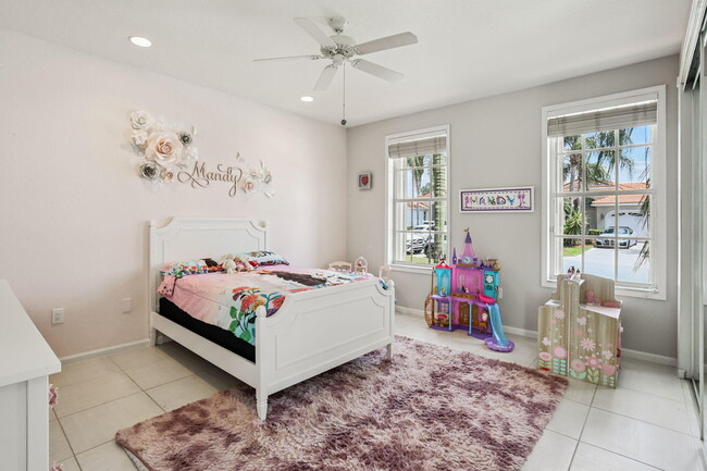 Building Photo - 6718 Portside Dr