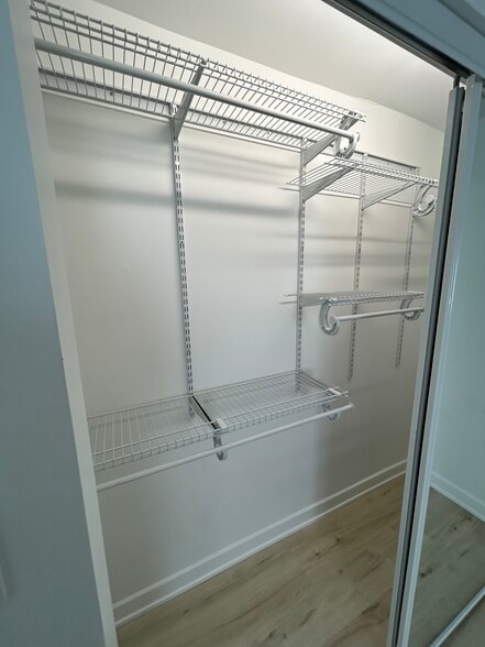 Building Photo - 18 Echo Ct