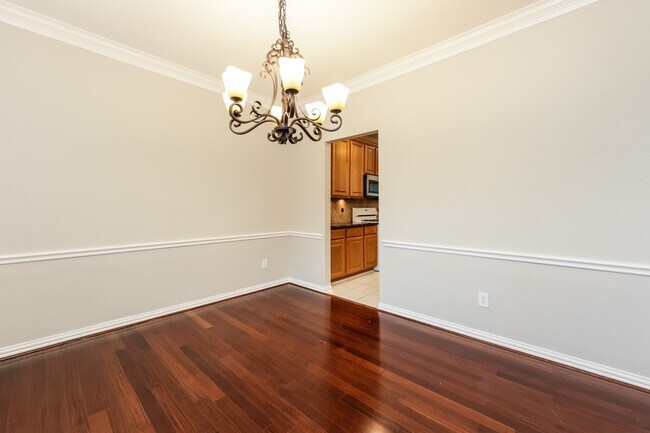 Building Photo - 8835 Vista Springs Dr