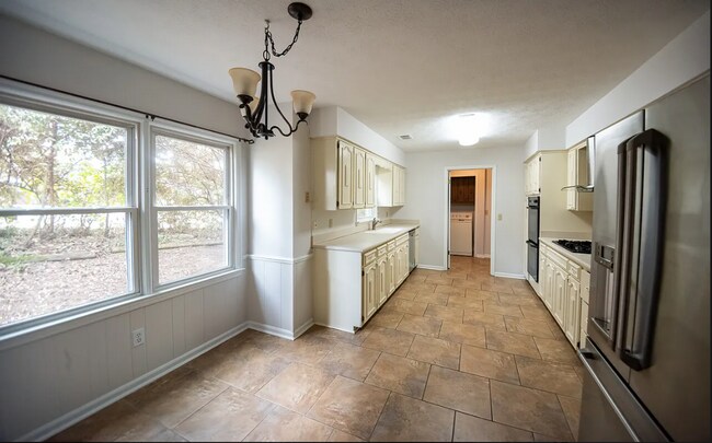 Building Photo - 3322 Shirehill Ln