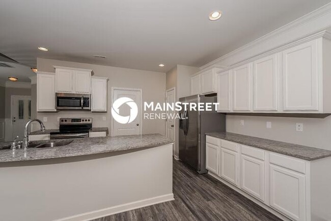 Building Photo - 560 Briar Ridge Cir
