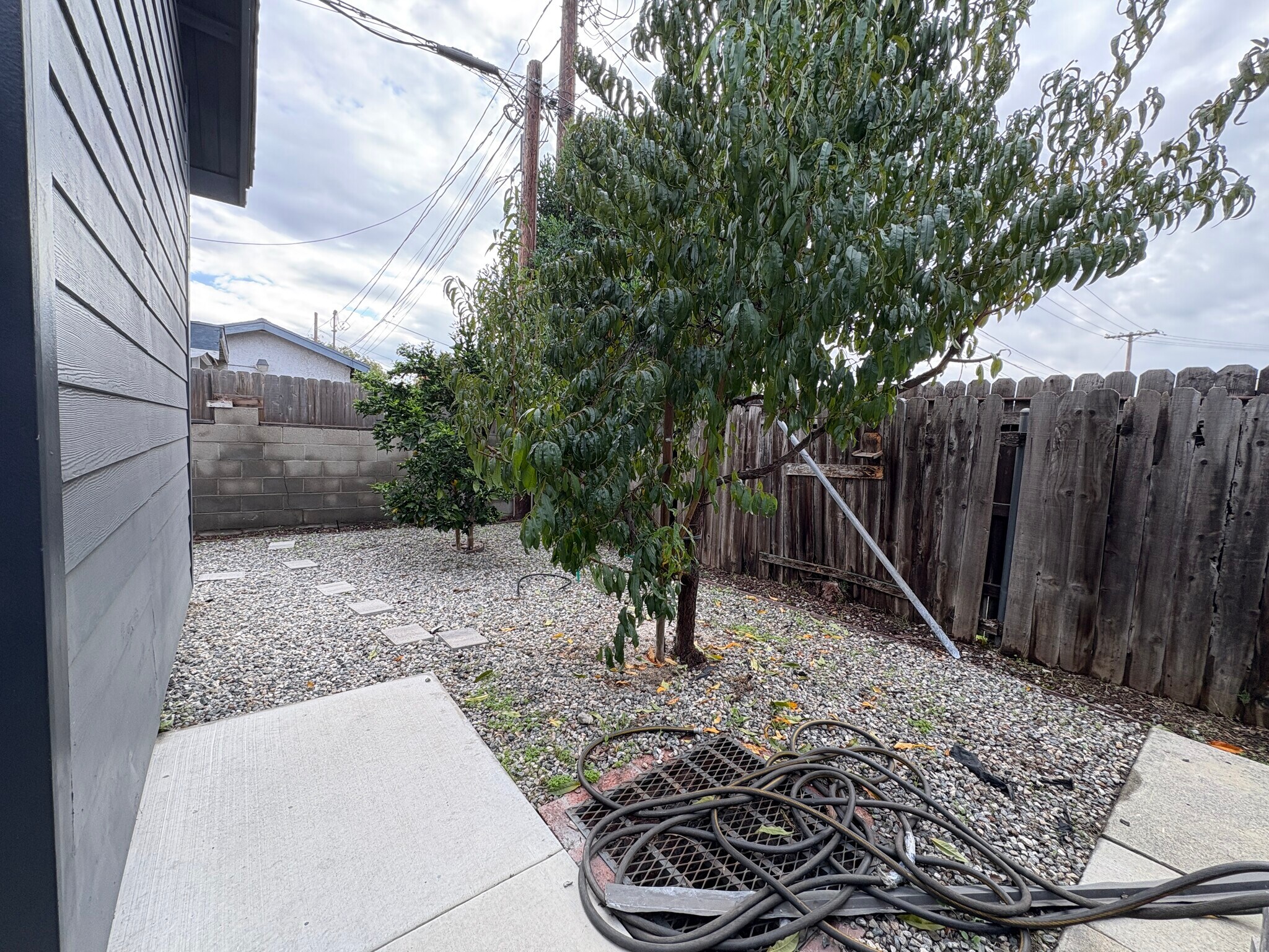 Building Photo - 1714 N Lincoln St