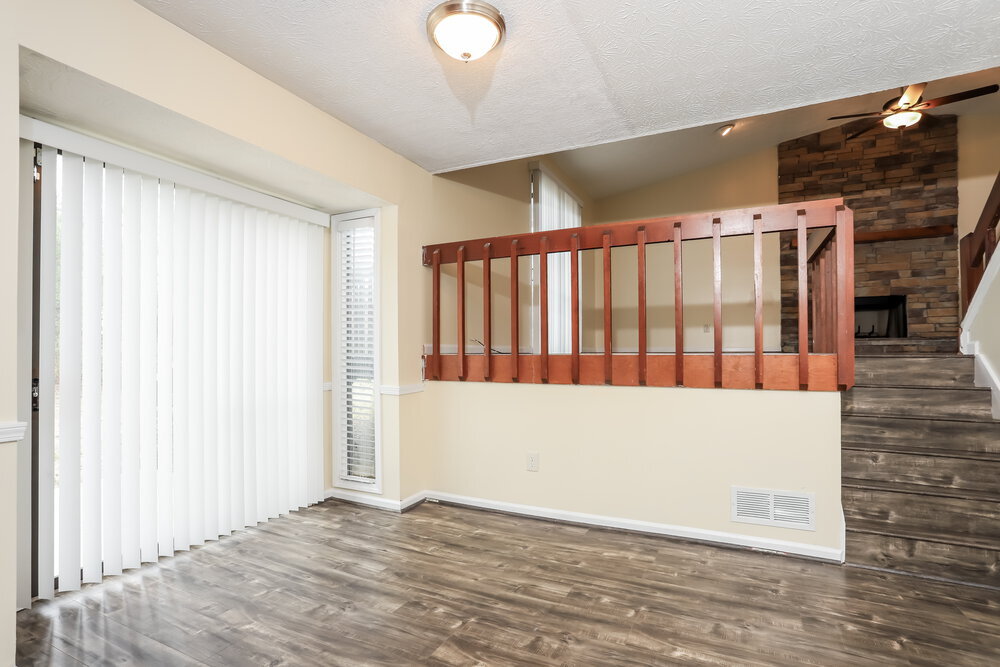 Building Photo - 496 Jaywood Dr