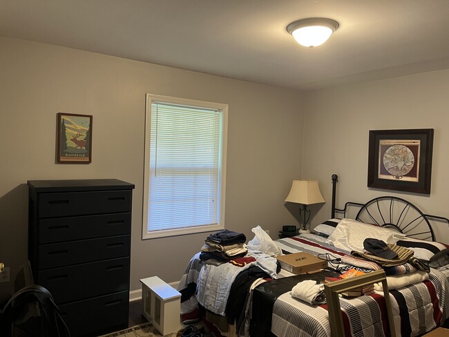 Building Photo - 276 Isle Of Pines Rd