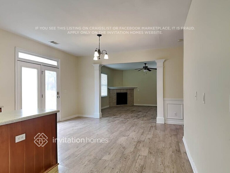 Building Photo - 793 Lavender Ln