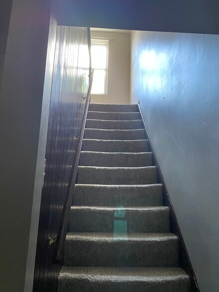 Building Photo - 5128 Keystone St