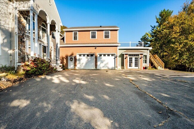 Building Photo - 61 Cortland Dr