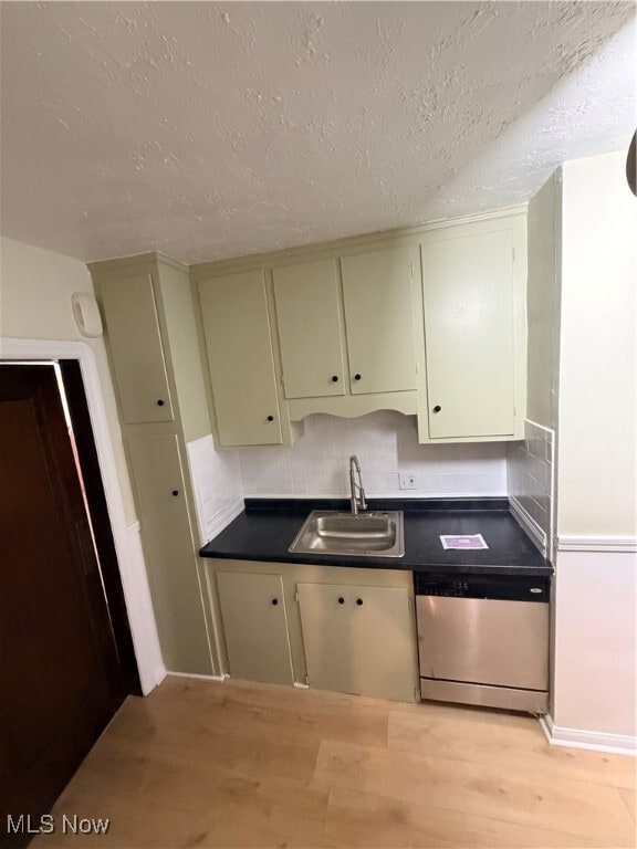 Building Photo - 18405 Newell Rd