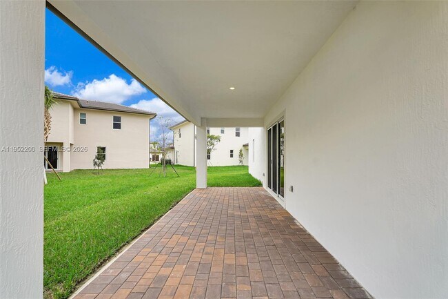 Building Photo - 4422 SW 122nd Ter